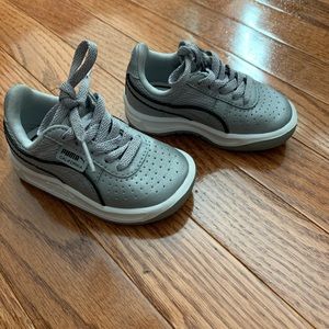 Puma California Toddler (Size 4)